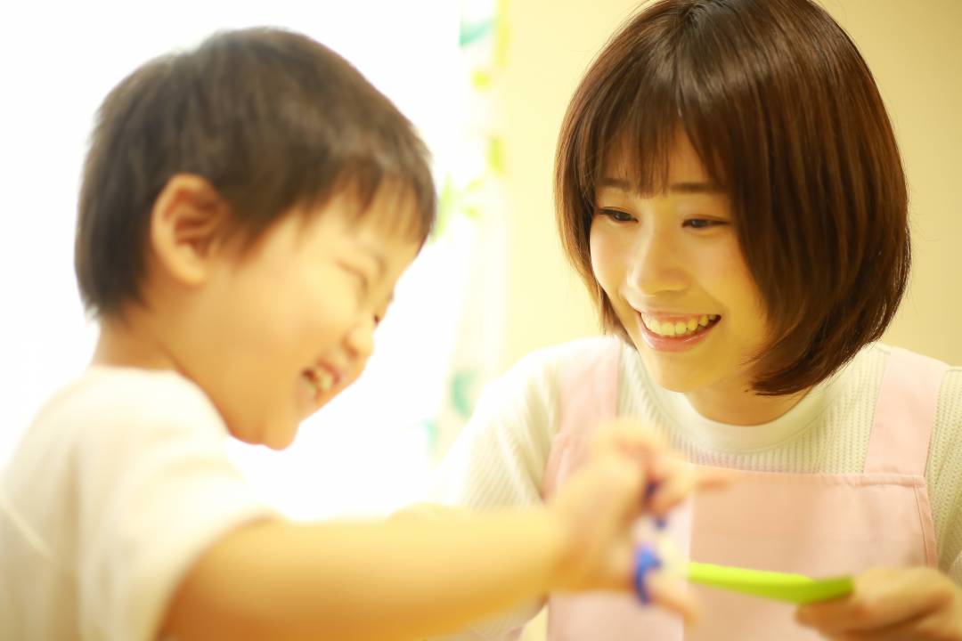 学校写真撮影　★撮影・編集・アルバム制作スタッフ各種募集中　★業務委託で自宅で作業可　★正社員・契約社員