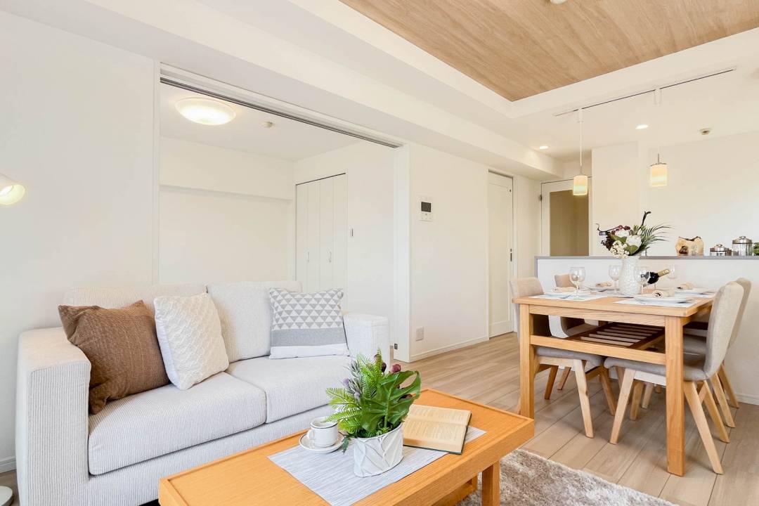 家具、装飾品でコーディネートされた不動産物件の撮影をお願いします。（現場は一都三県です）